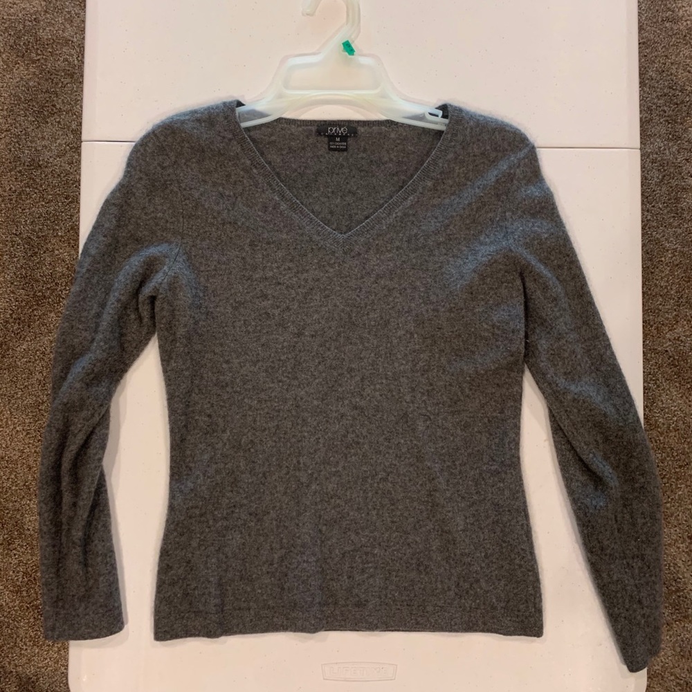 Privé cashmere medium dark grey sweater